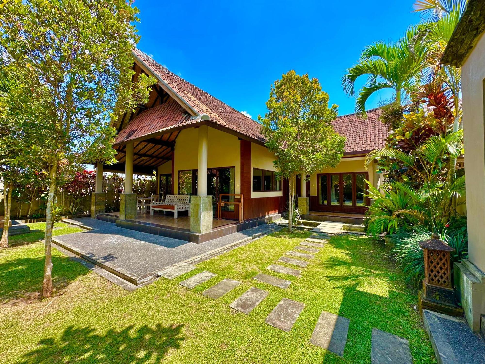 Dupa Ubud Ngoại thất bức ảnh